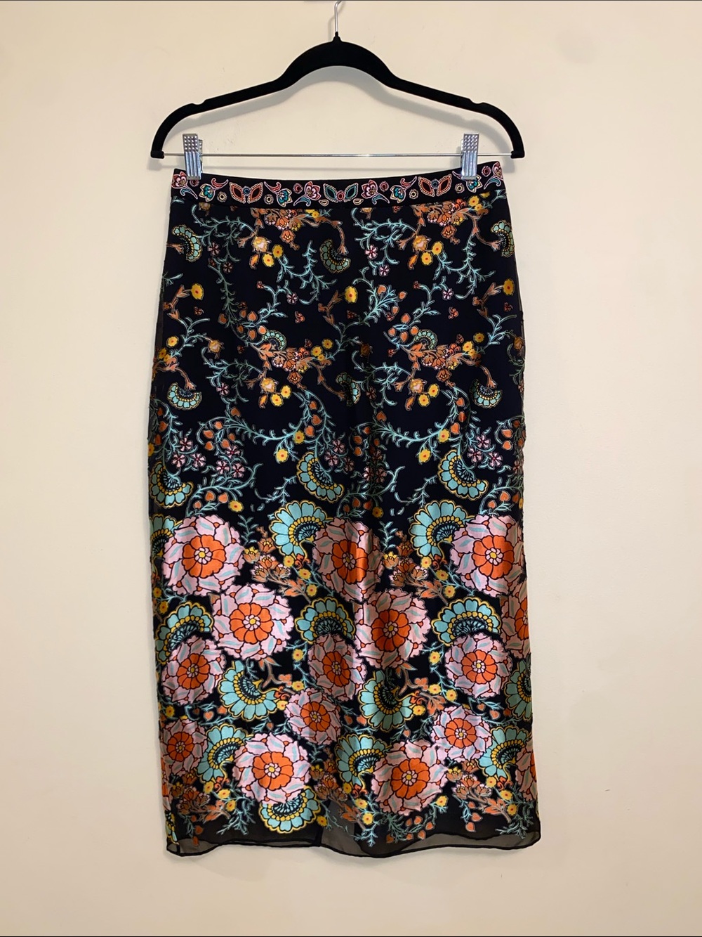 Alice + Olivia Black Floral Silk Burnout Midi Skirt 8 $440 MAIVE DEVORÉ-SATIN